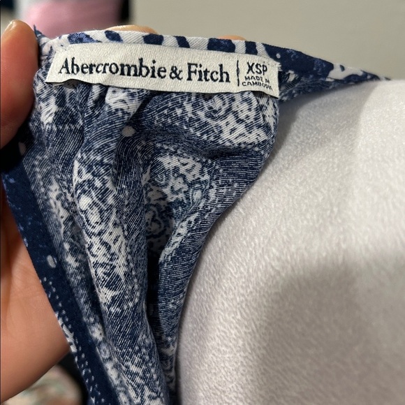 Abercrombie & Fitch Navy and White Dress Long-sleeve Plunge Cutout Maxi Dress XS - Picture 2 of 13